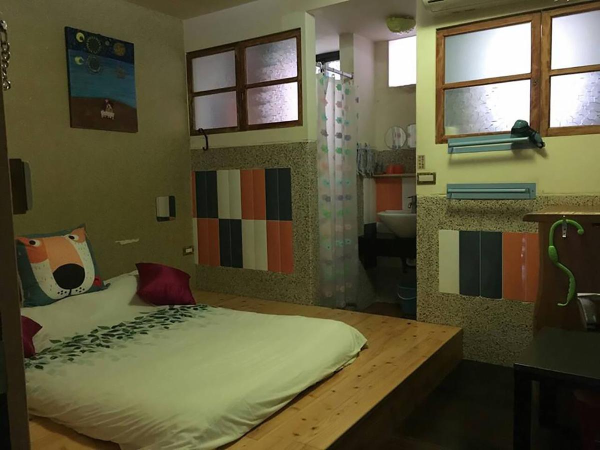 Sha Feng Lu Dian Bed & Breakfast Magong Exterior photo